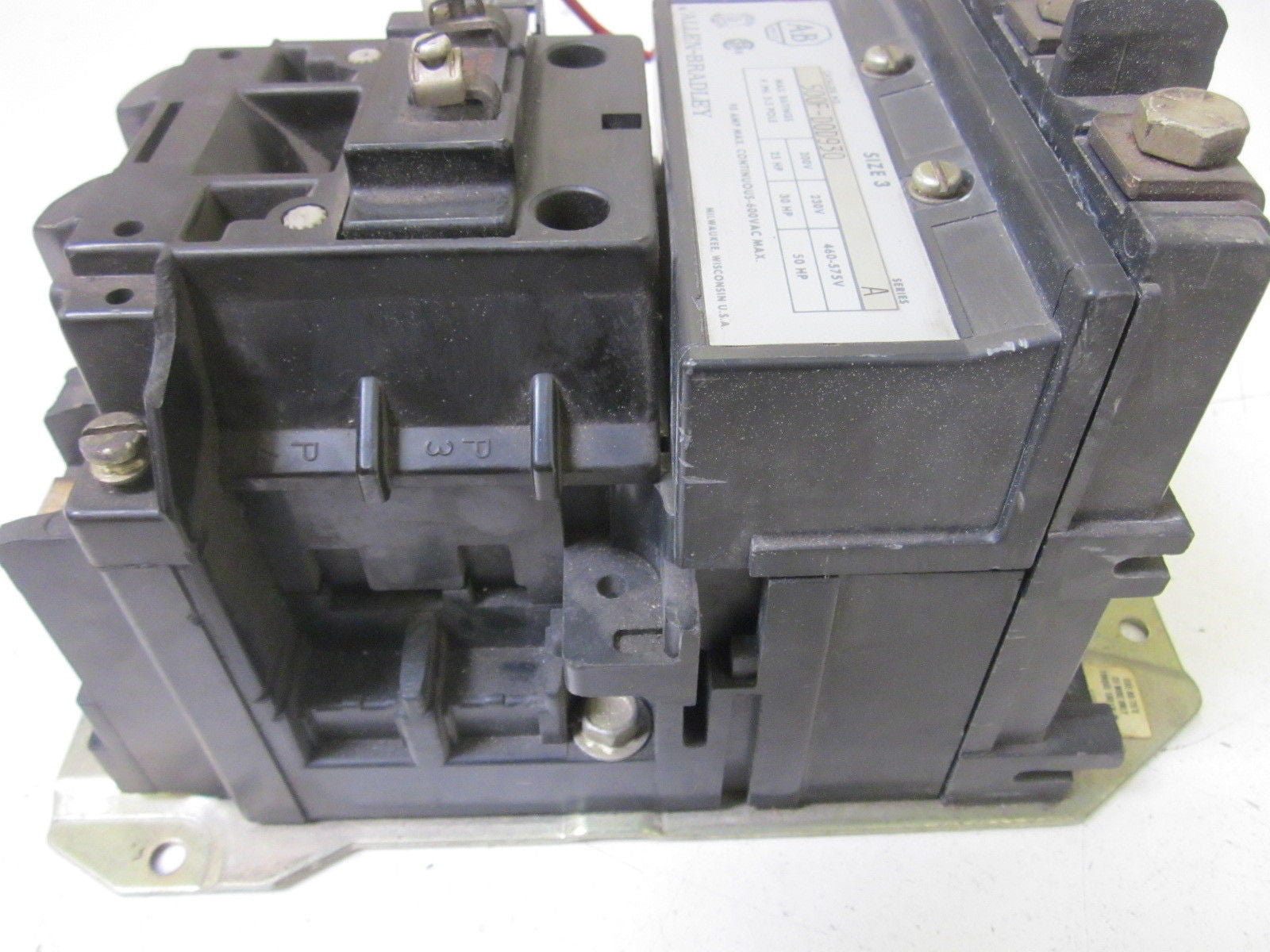 ALLEN BRADLEY 500F-DOD930 SER.A *USED*