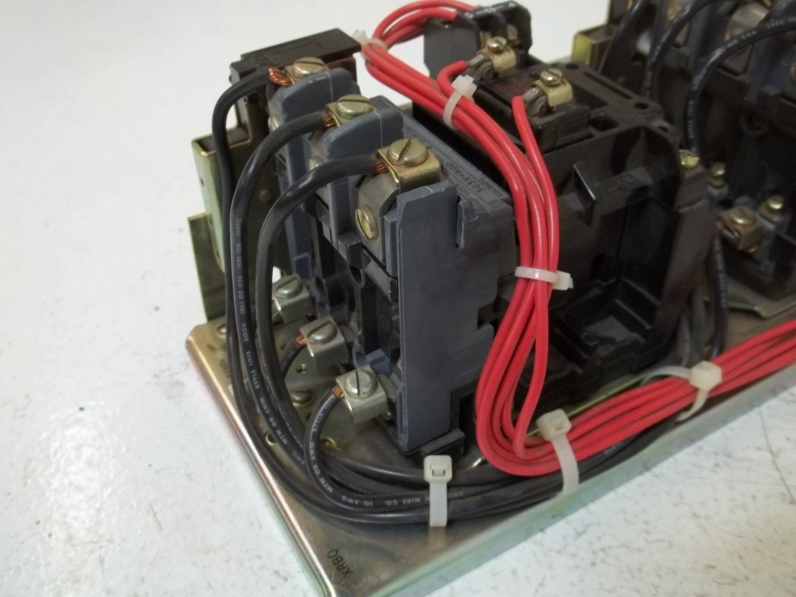 ALLEN BRADLEY 505V-A0D SER.B 115-120V *USED*