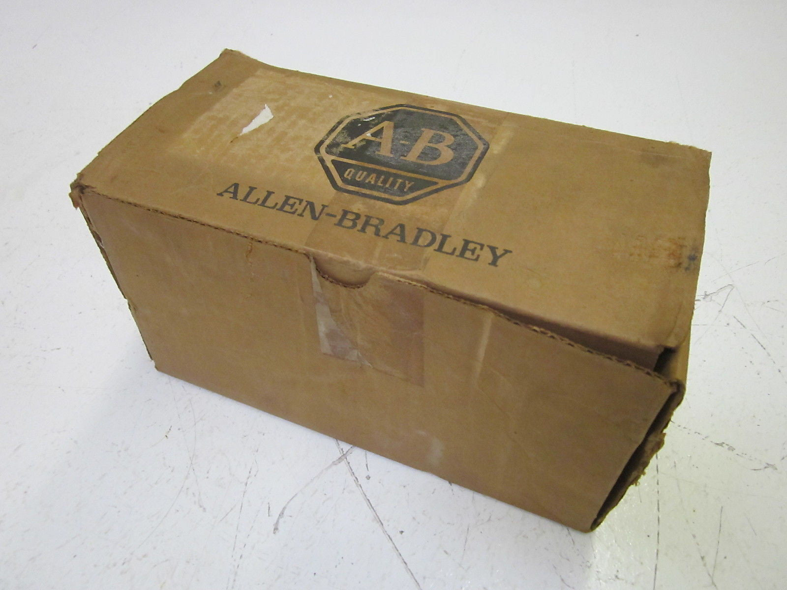 ALLEN BRADLEY SIZE 0 509-AOXD SER. B STARTER 115-120V *NEW IN BOX*