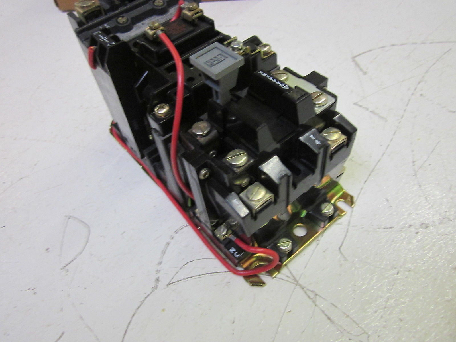 ALLEN BRADLEY SIZE 0 509-AOXD SER. B STARTER 115-120V *NEW IN BOX*