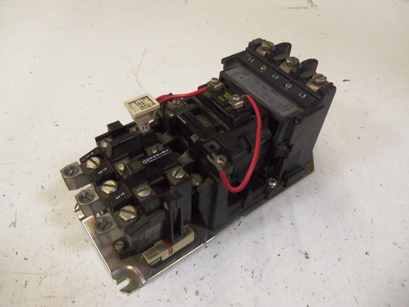 ALLEN BRADLEY SIZE 2 509-COB SER. A STARTER 460-480V *USED*