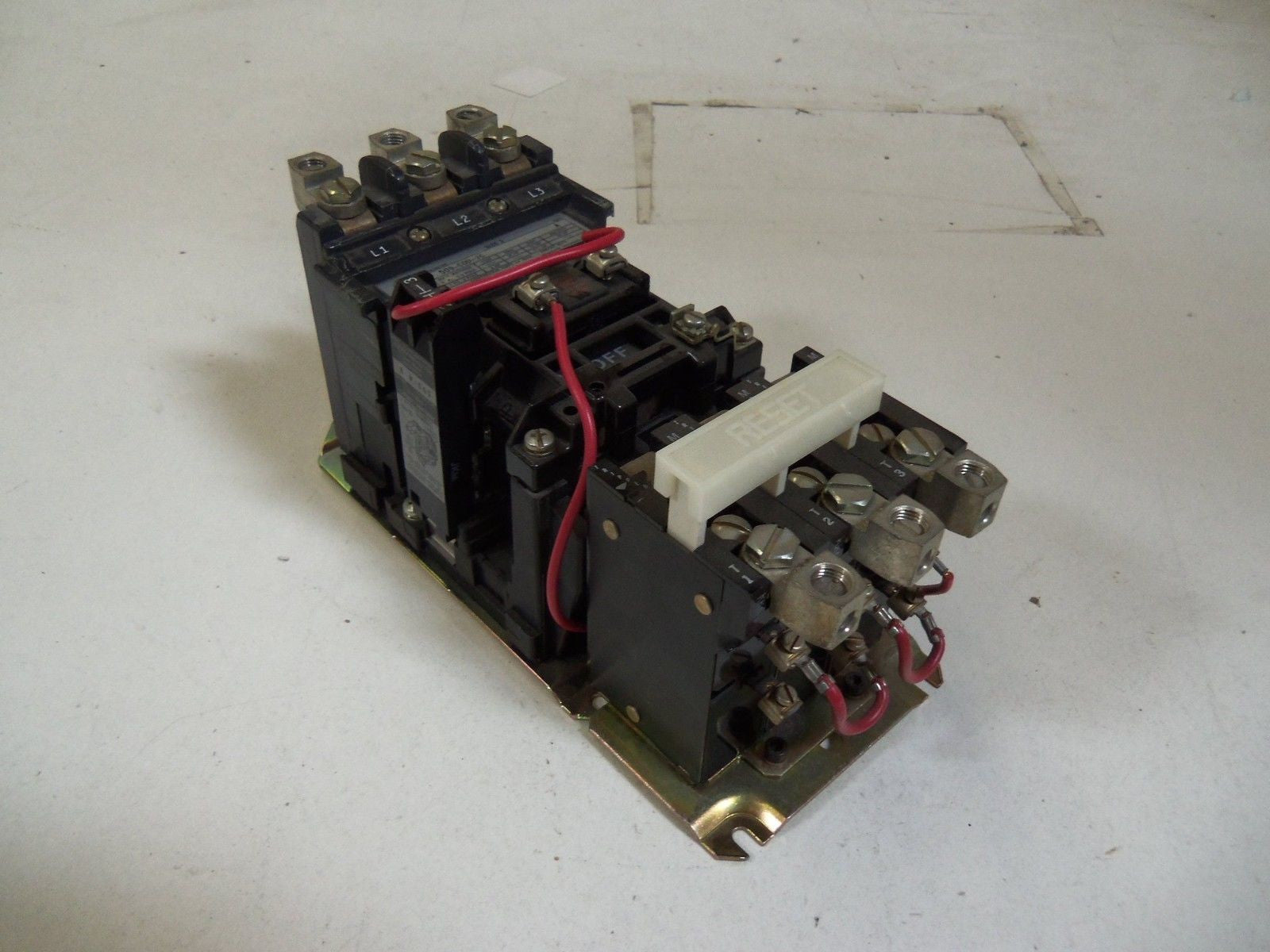 ALLEN BRADLEY 509-COD-7C SER. A STARTER 115-120V *USED*