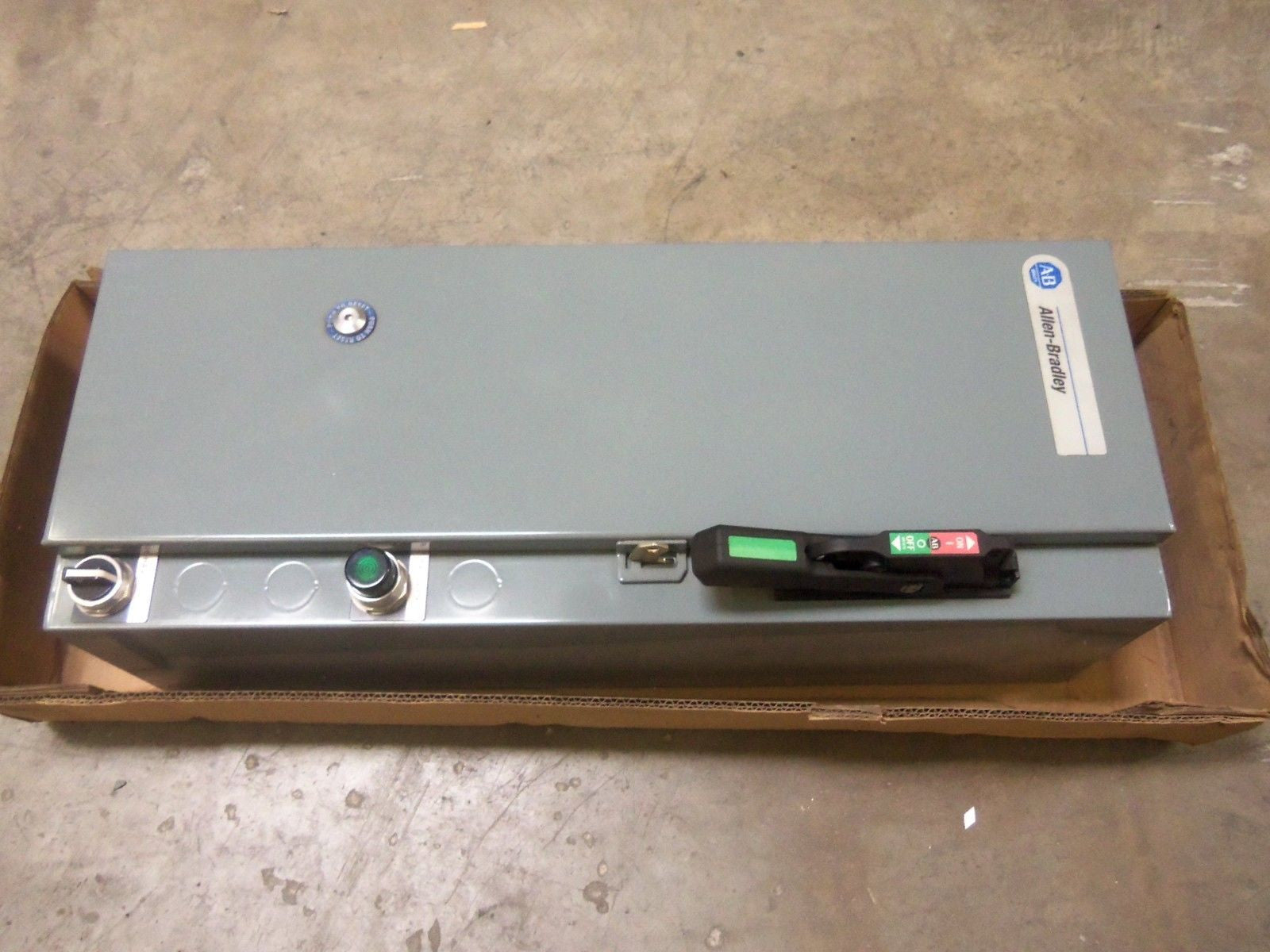 ALLEN BRADLEY 512S-M/A63285 SERIES M *NEW IN BOX*