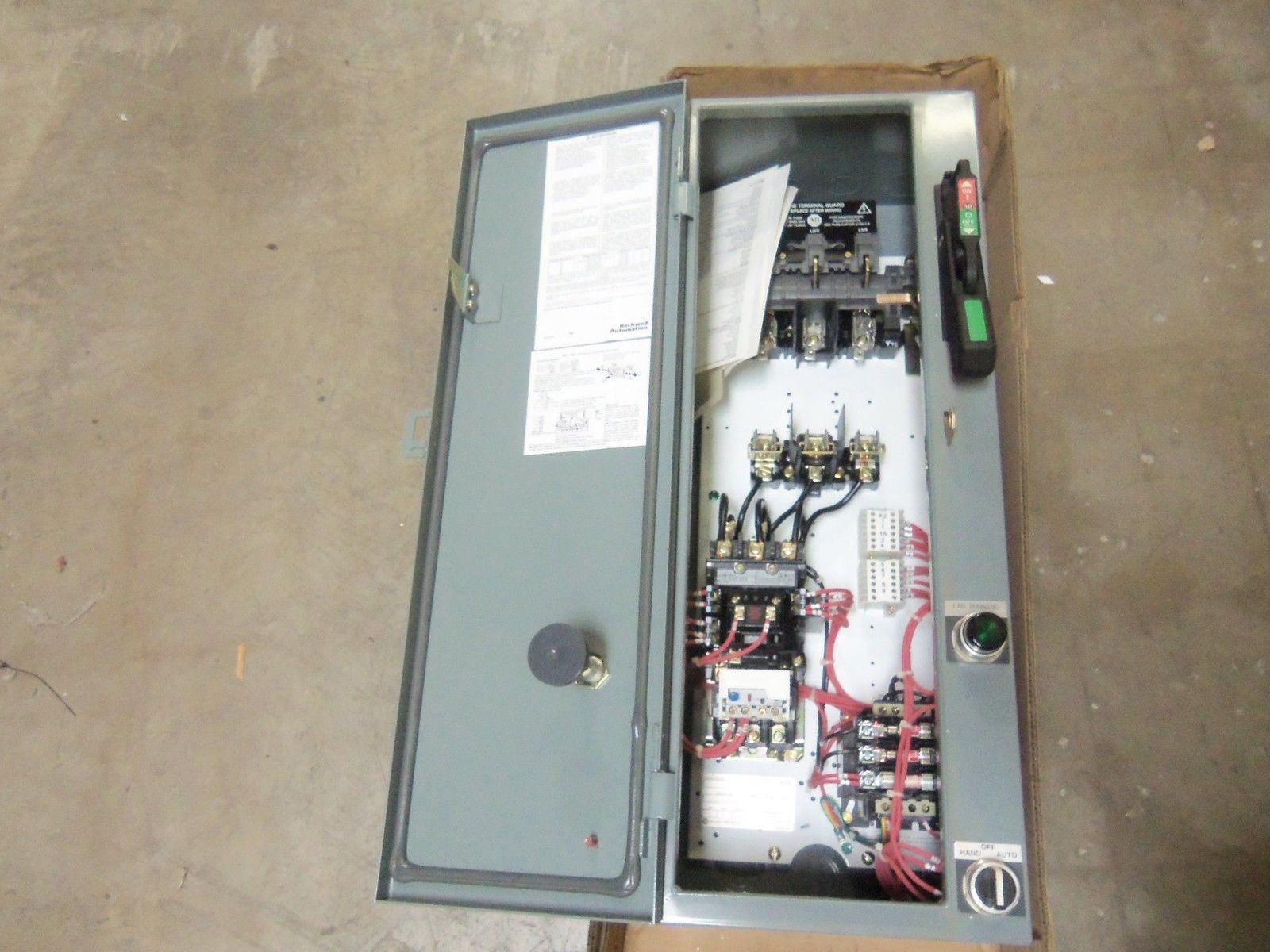 ALLEN BRADLEY 512S-M/A63285 SERIES M *NEW IN BOX*