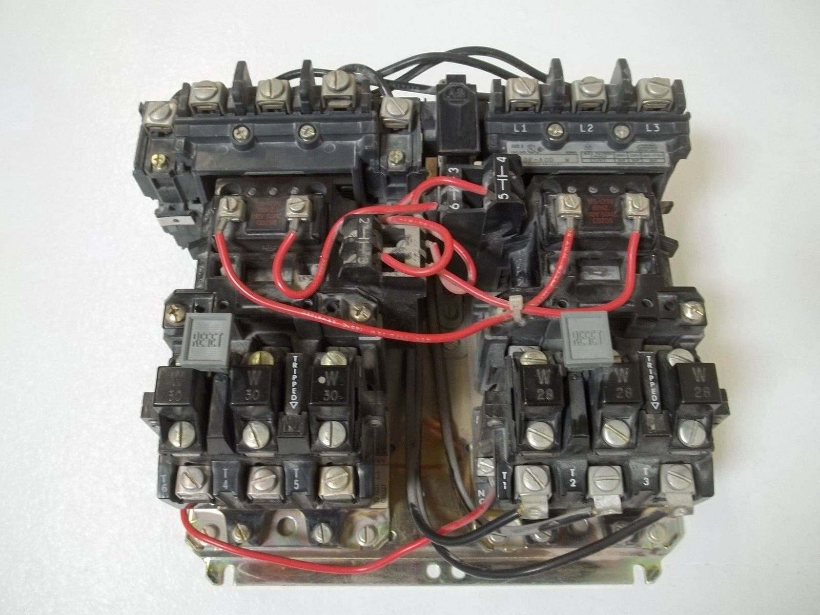 ALLEN BRADLEY 520F-AOD SER.W REVERSING STARTER 115-120V *USED*