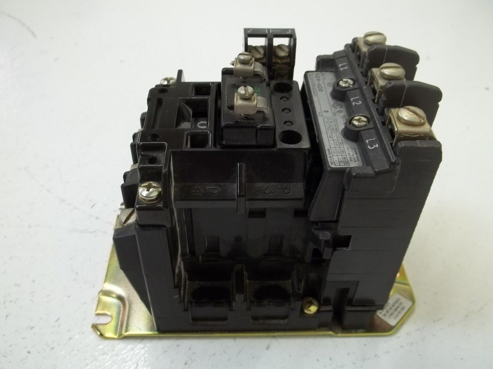 ALLEN BRADLEY 5O9-AOD SER.B 230-240V *USED*