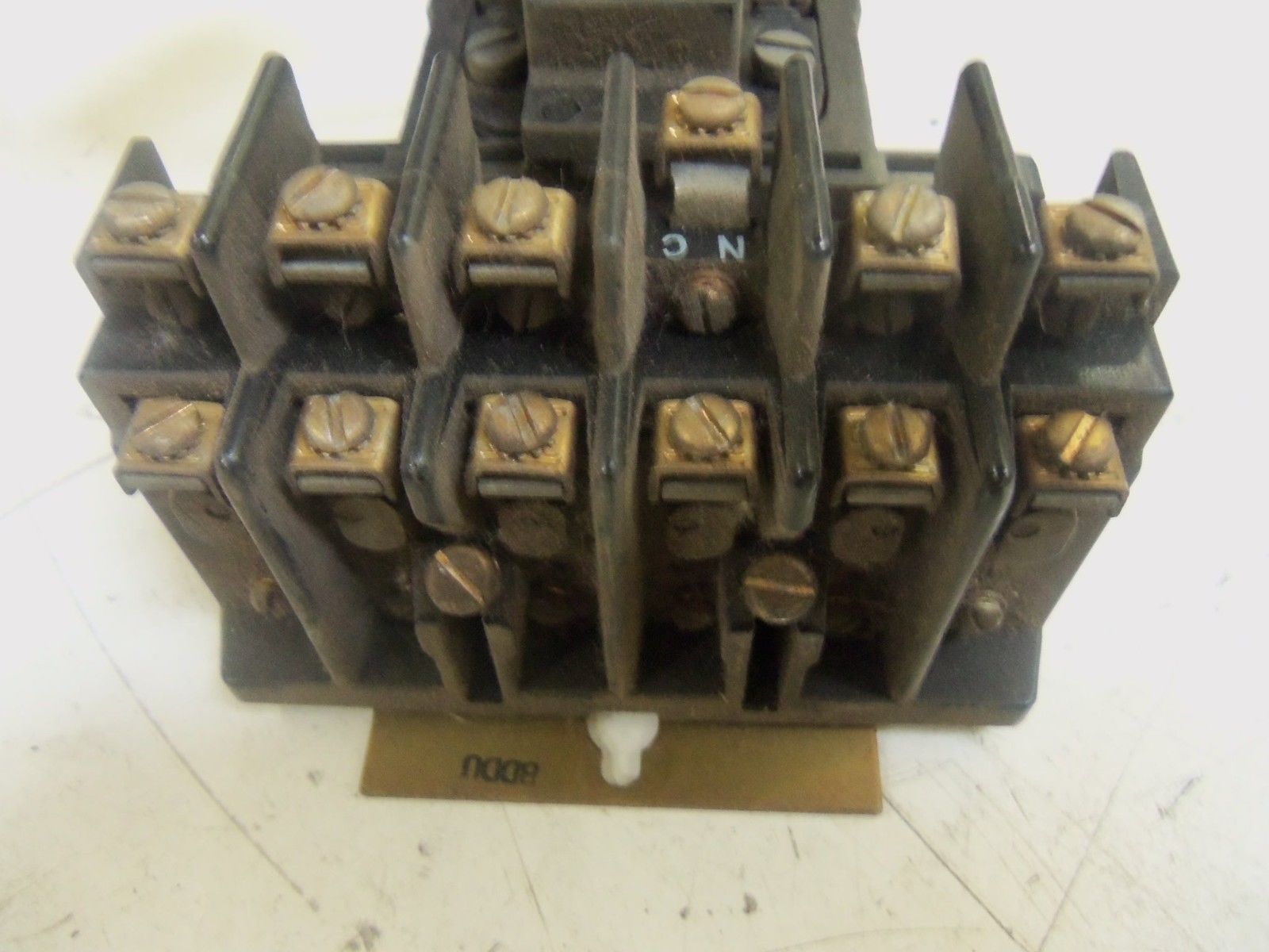 ALLEN BRADLEY 700-BR600A1 SERIES A CONTROL RELAY *USED*