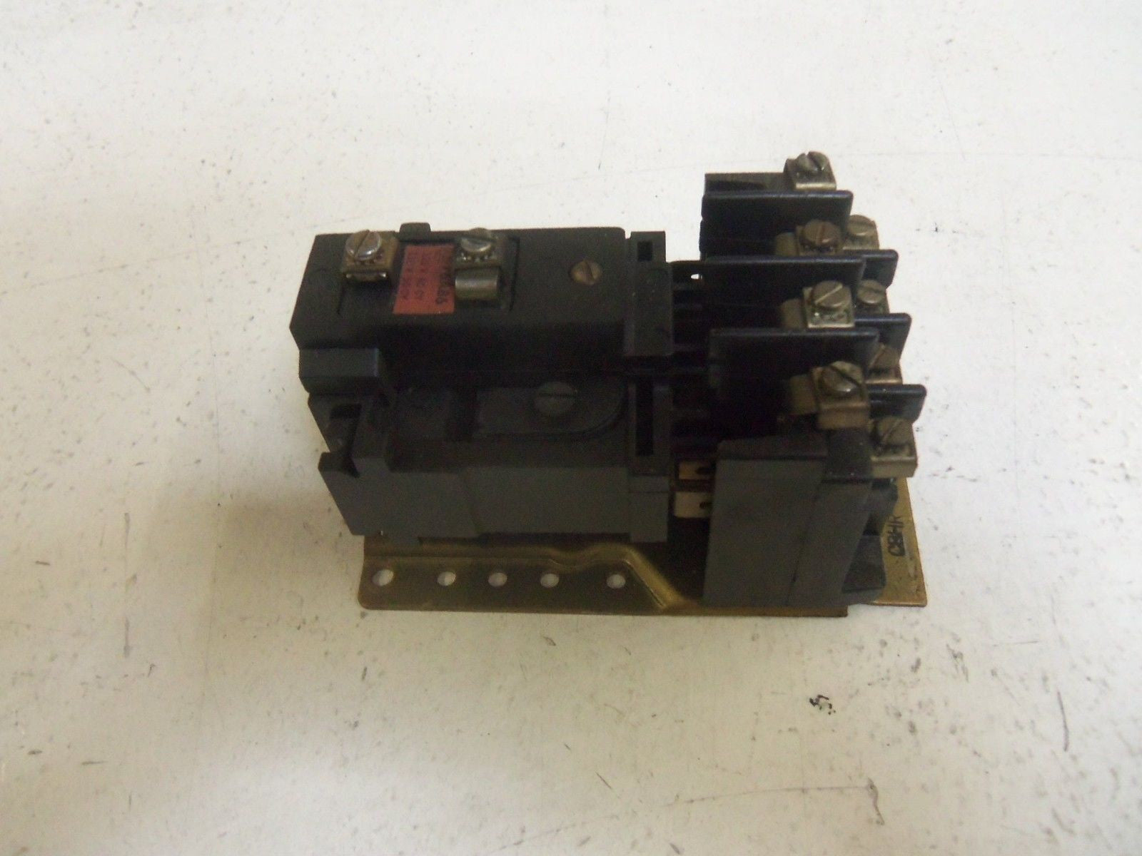 ALLEN BRADLEY 700-BR400A1 SER A CONTROL RELAY *USED*