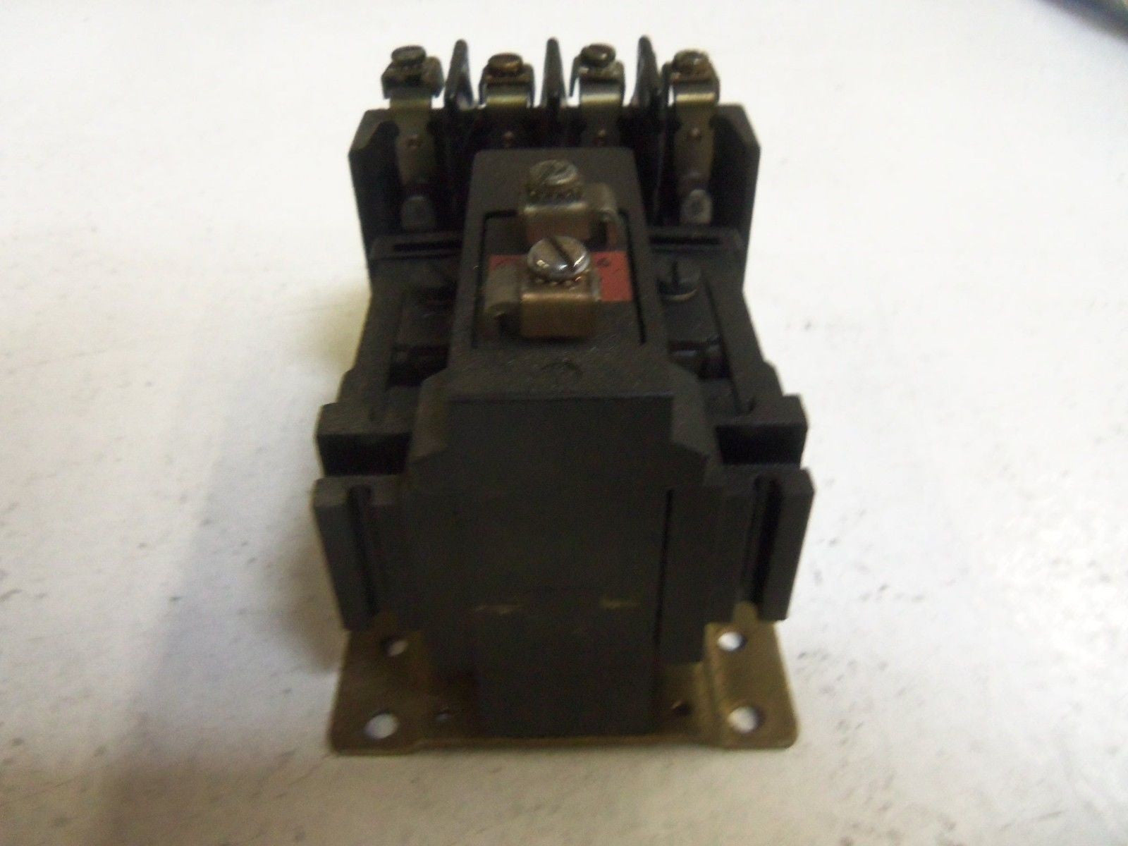 ALLEN BRADLEY 700-BR400A1 SER A CONTROL RELAY *USED*