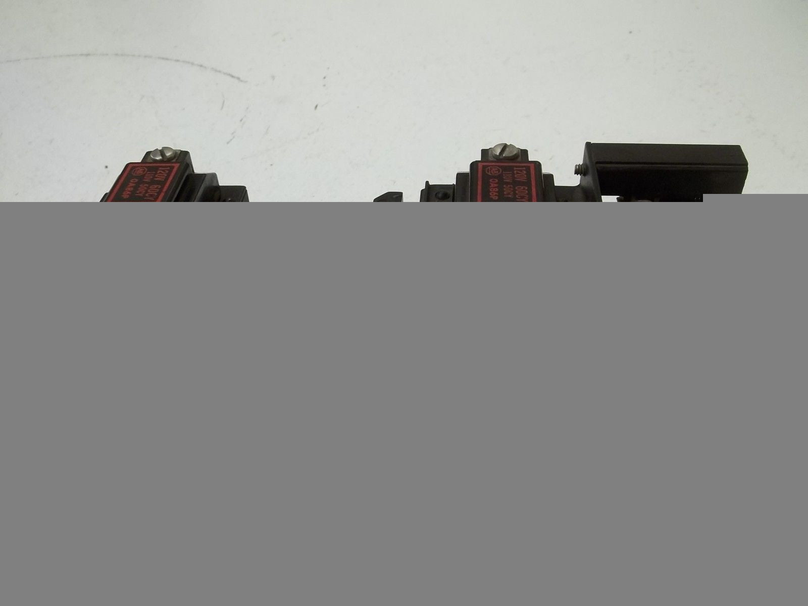 ALLEN BRADLEY 700-BXL200 SER.A *USED*