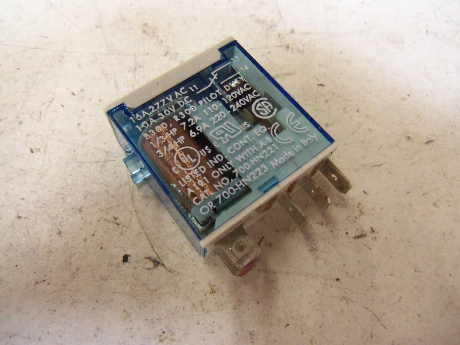 ALLEN BRADLEY 700-HK36Z24 SER. B RELAY 24VDC *NEW IN BOX*