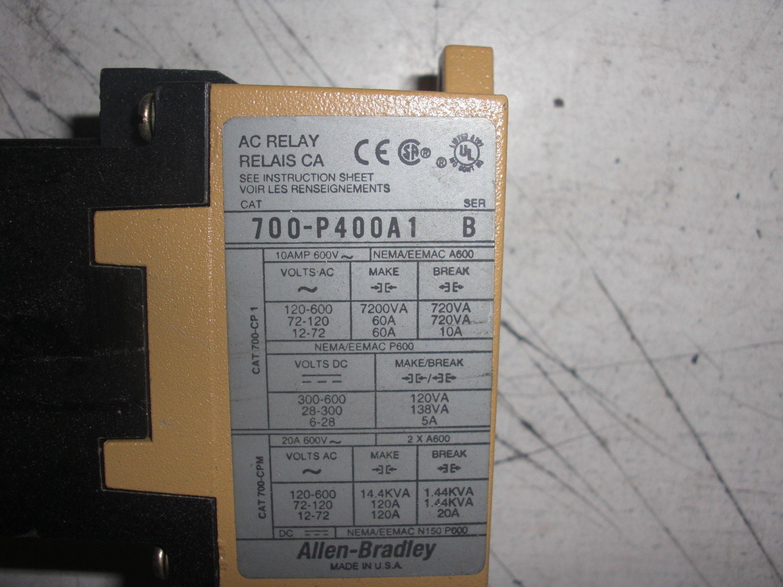 ALLEN BRADLEY 700-P4004A *USED*