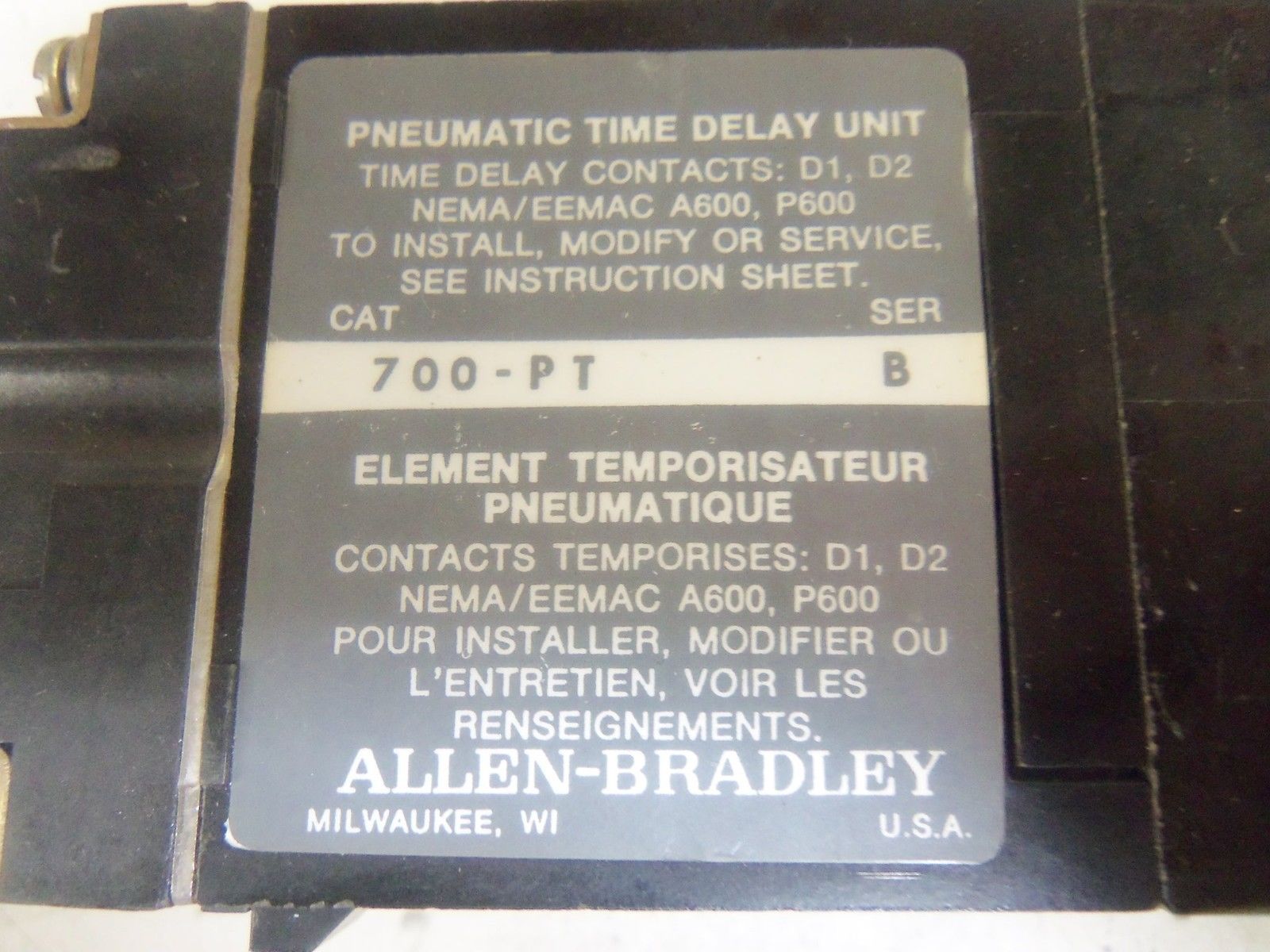 ALLEN BRADLEY 700-PT400A1 SER. A PNEUMATIC TIME RELAY *USED*