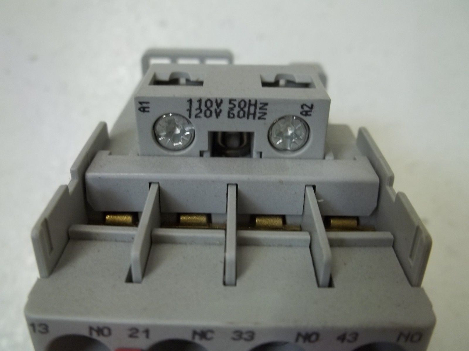 ALLEN BRADLEY 700S-CF620DC SER A CONTROL RELAY 120V  *USED*
