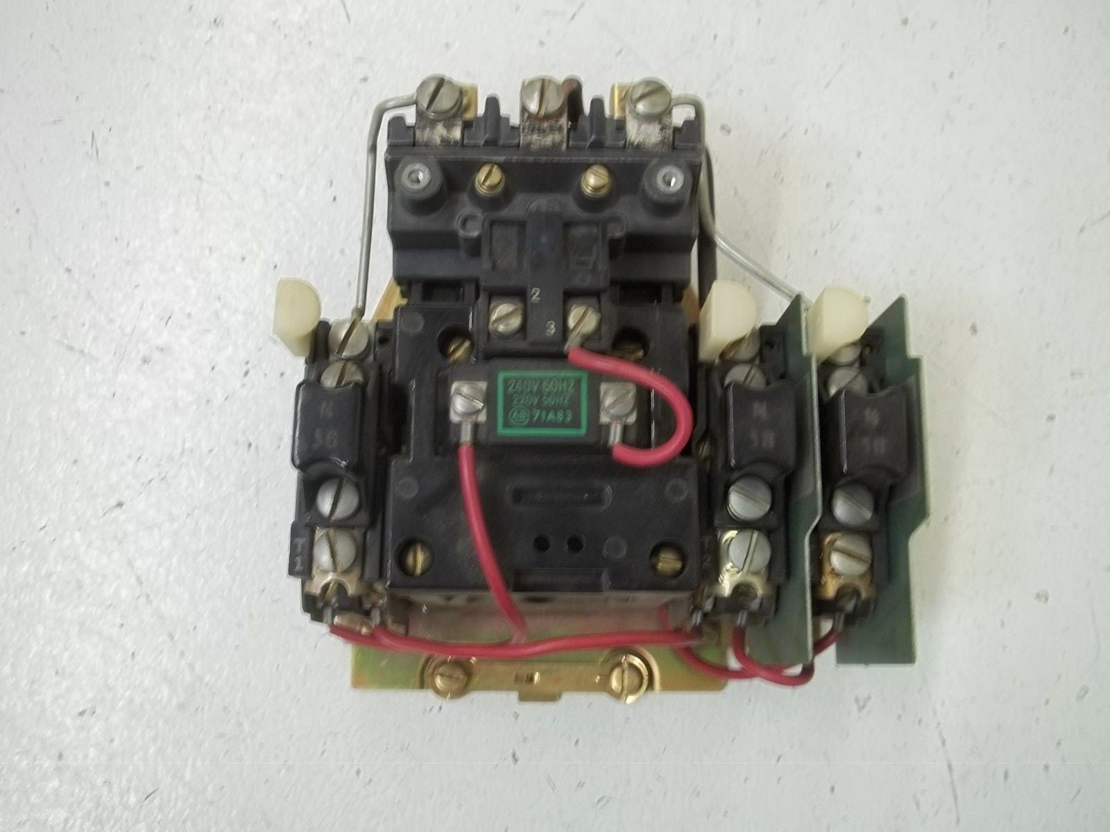 ALLEN BRADLEY 709-B0A103 SER.K 240V *USED*