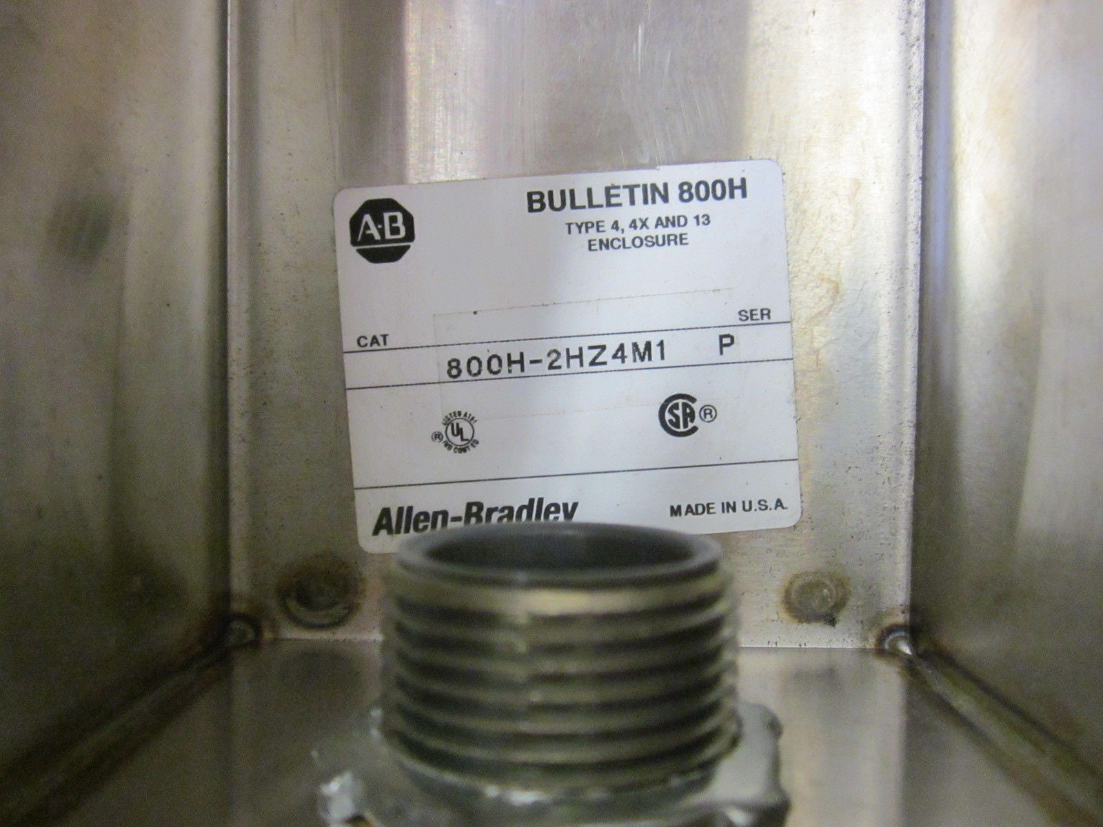 ALLEN BRADLEY 800H-2HZ4M1 SER.P *NEW OUT OF A  BOX*
