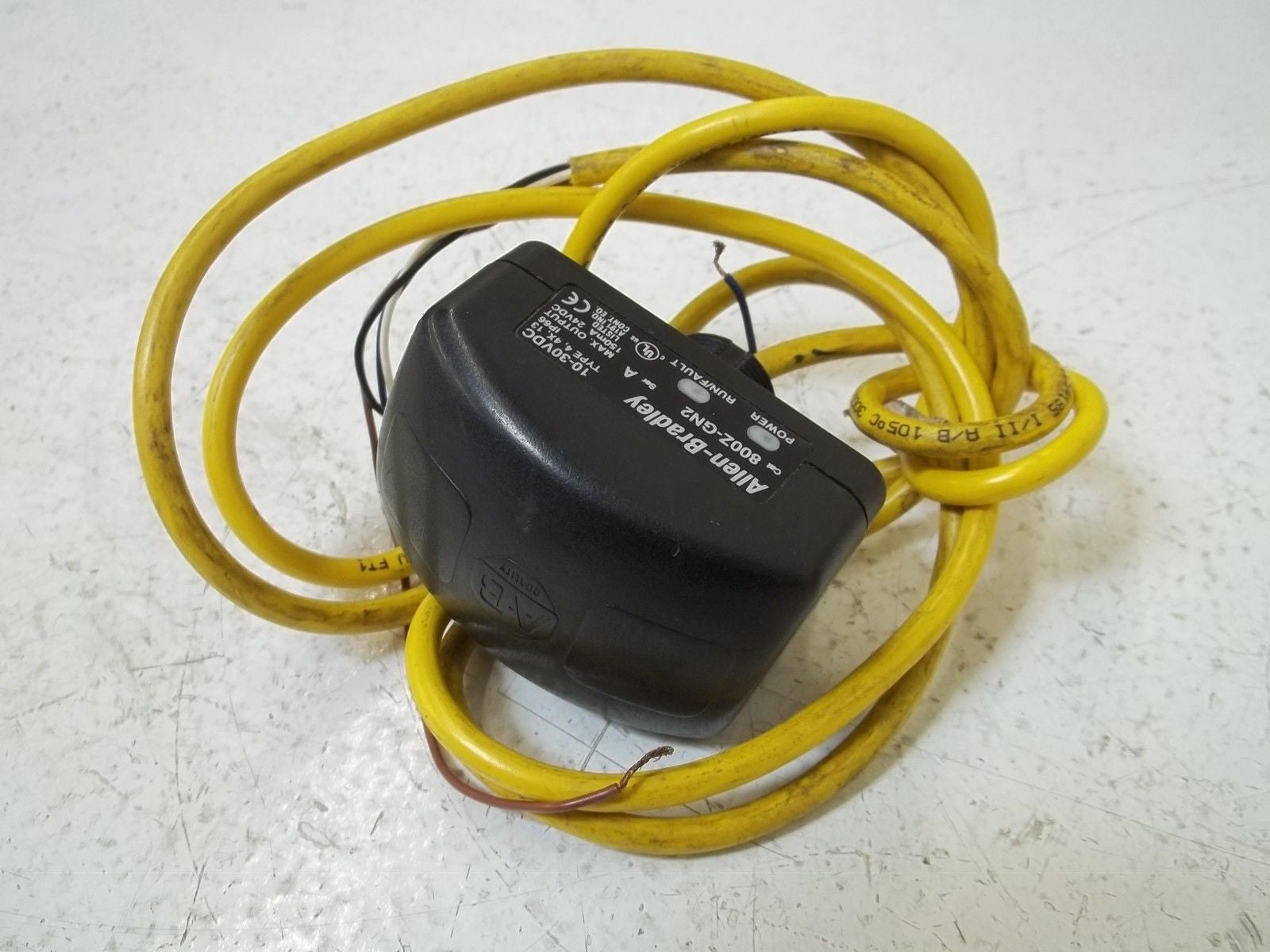 ALLEN BRADLEY 800Z-GN2 SER.A *USED*