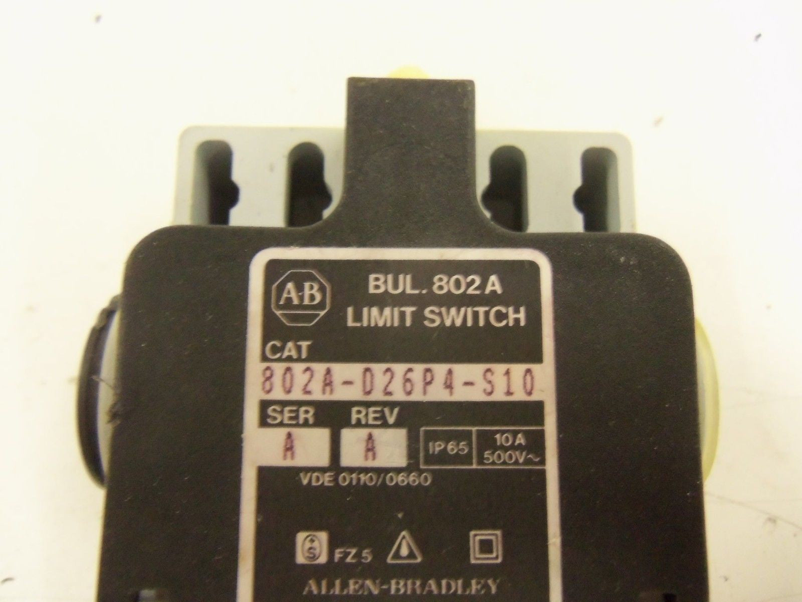 ALLEN BRADLEY 802A-D26P4-S10 SERIES A *USED*