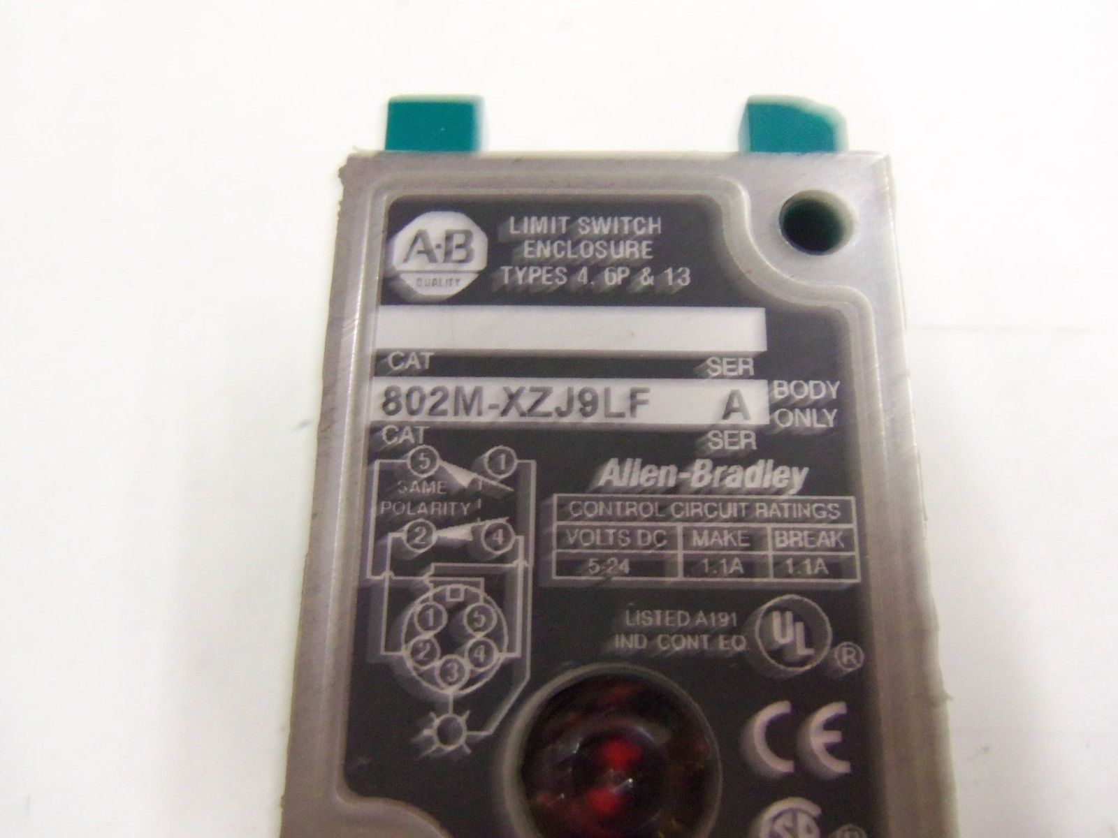 ALLEN BRADLEY 802M-XZJ9LF SERIES A *NEW NO BOX*