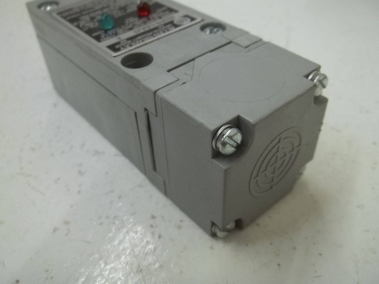 ALLEN BRADLEY 802PR-LBAJ3 SER.E  *USED*