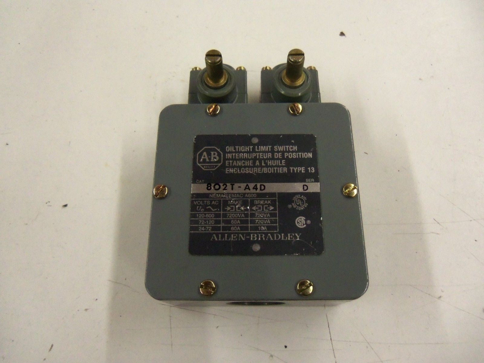 ALLEN BRADLEY 802T-A4D SER. D OILTIGHT LIMIT SWITCH *NEW NO BOX*