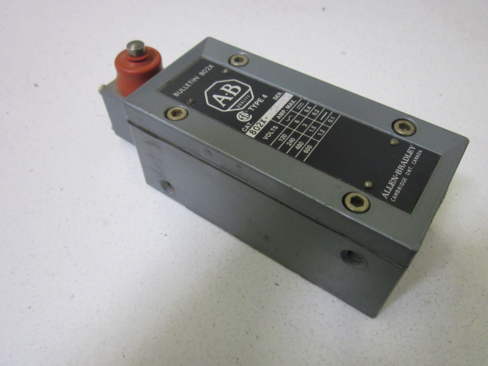 ALLEN BRADLEY 802X-C4 SER.C *USED*