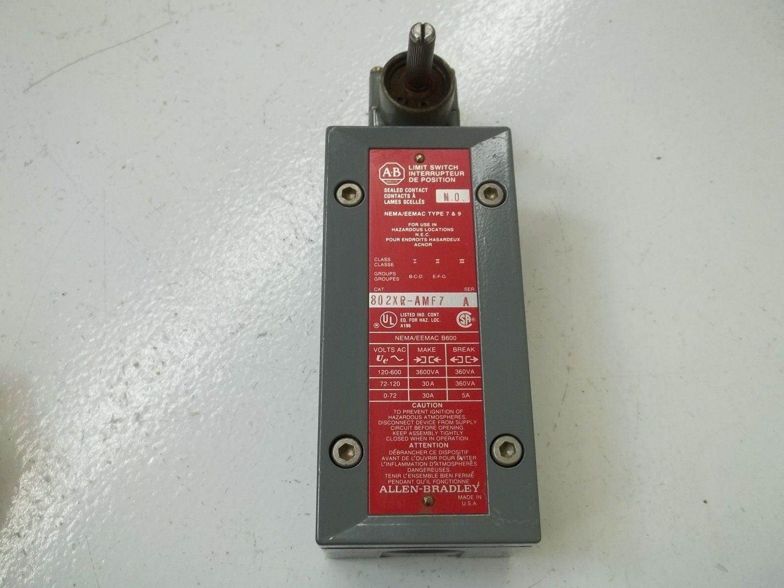 ALLEN BRADLEY 802XR-AMF7 SER.A *USED*