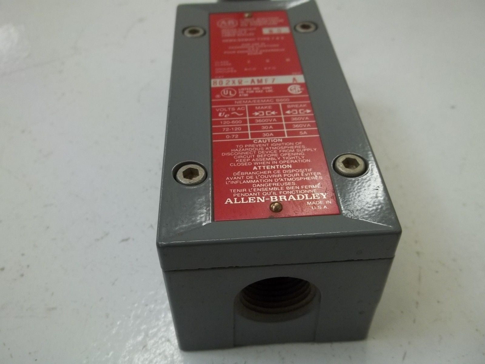 ALLEN BRADLEY 802XR-AMF7 SER.A *USED*
