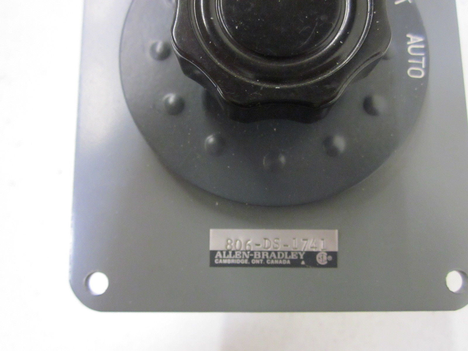 ALLEN BRADLEY 806-DS-1741 *USED*
