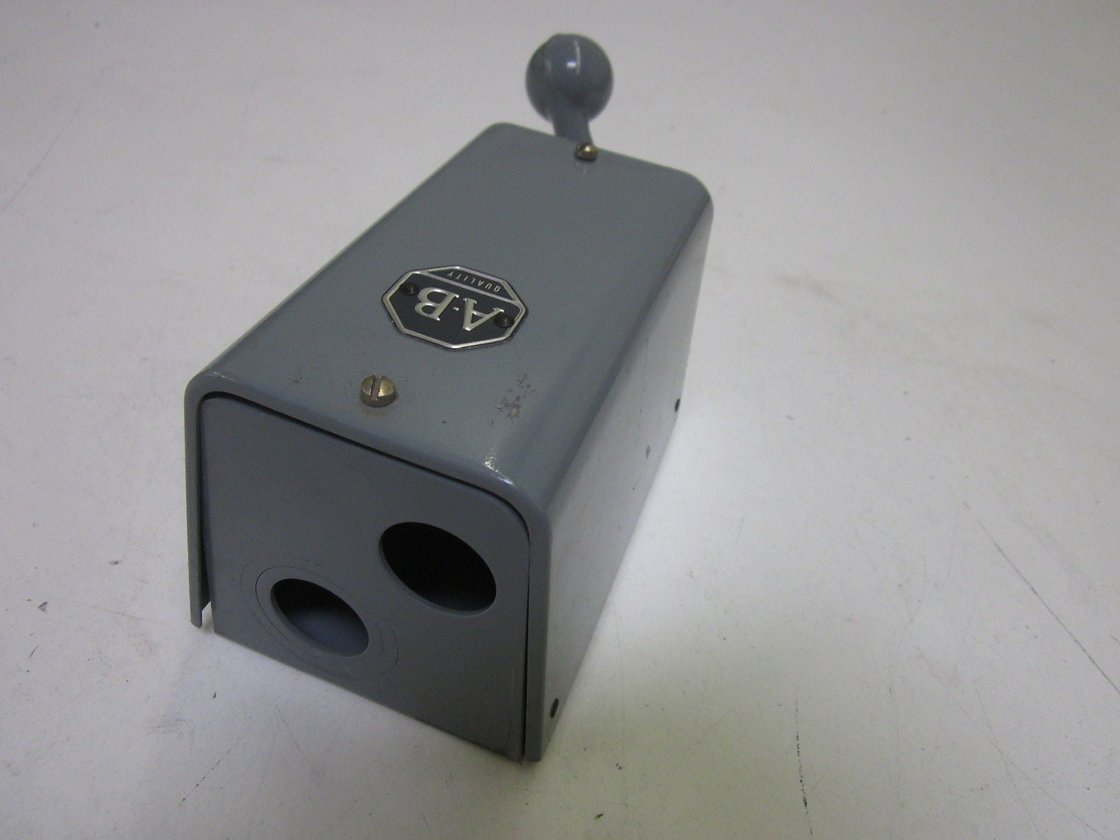 ALLEN BRADLEY 806 DS 125 *USED*