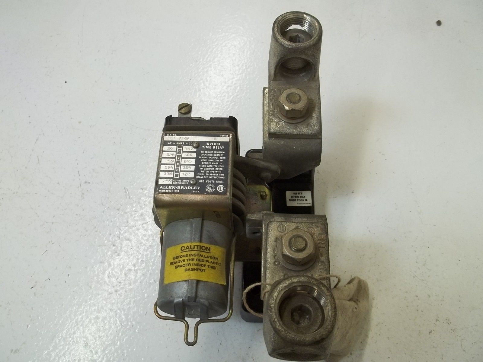 ALLEN BRADLEY 810-A26A SER.B *USED*