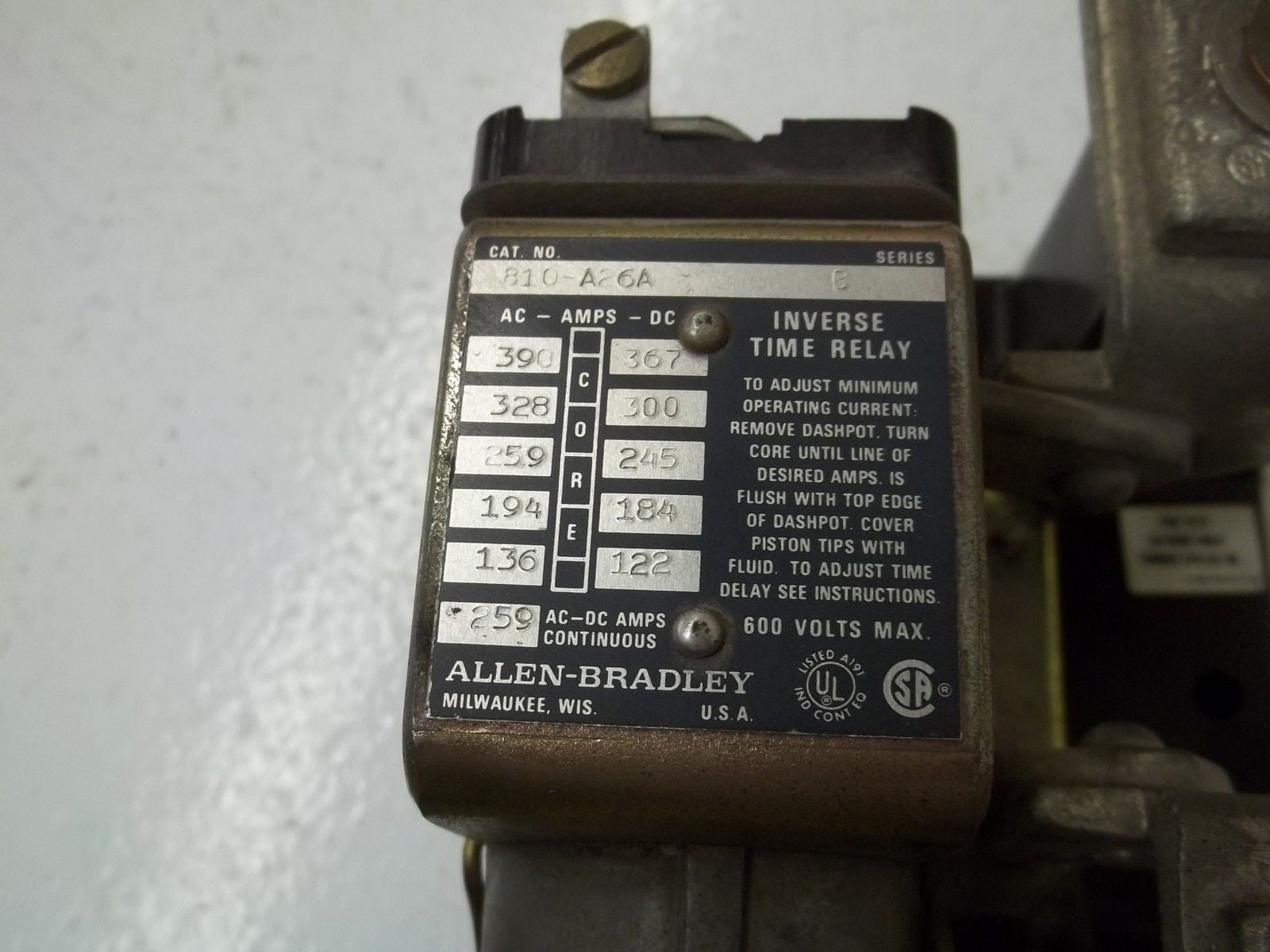 ALLEN BRADLEY 810-A26A SER.B *USED*