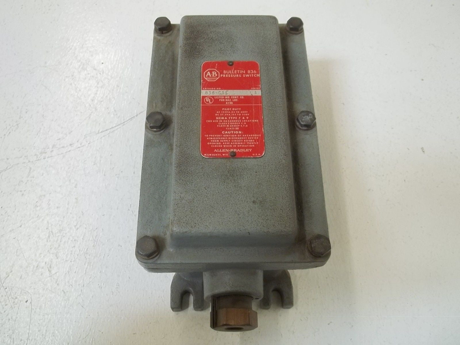 ALLEN BRADLEY 836-C5E SER.A *USED*