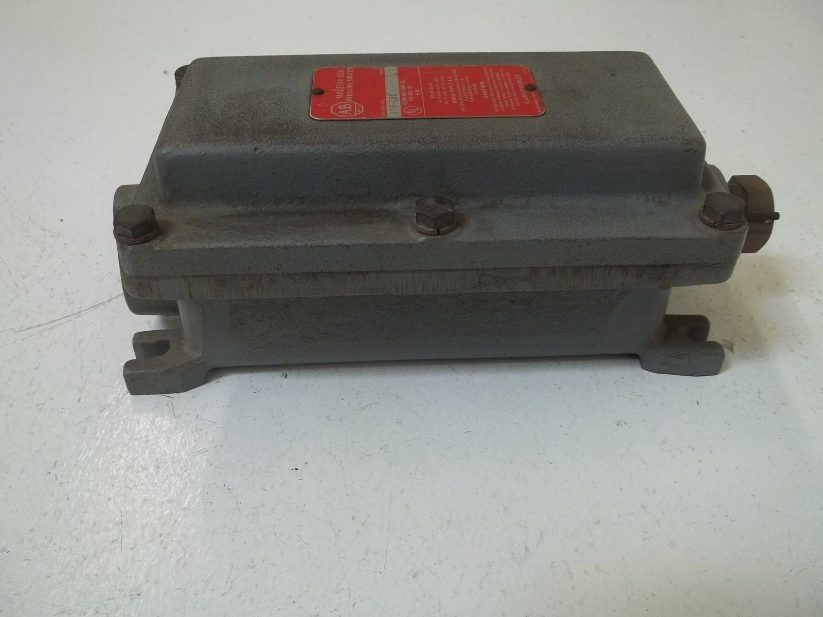ALLEN BRADLEY 836-C5E SER.A *USED*