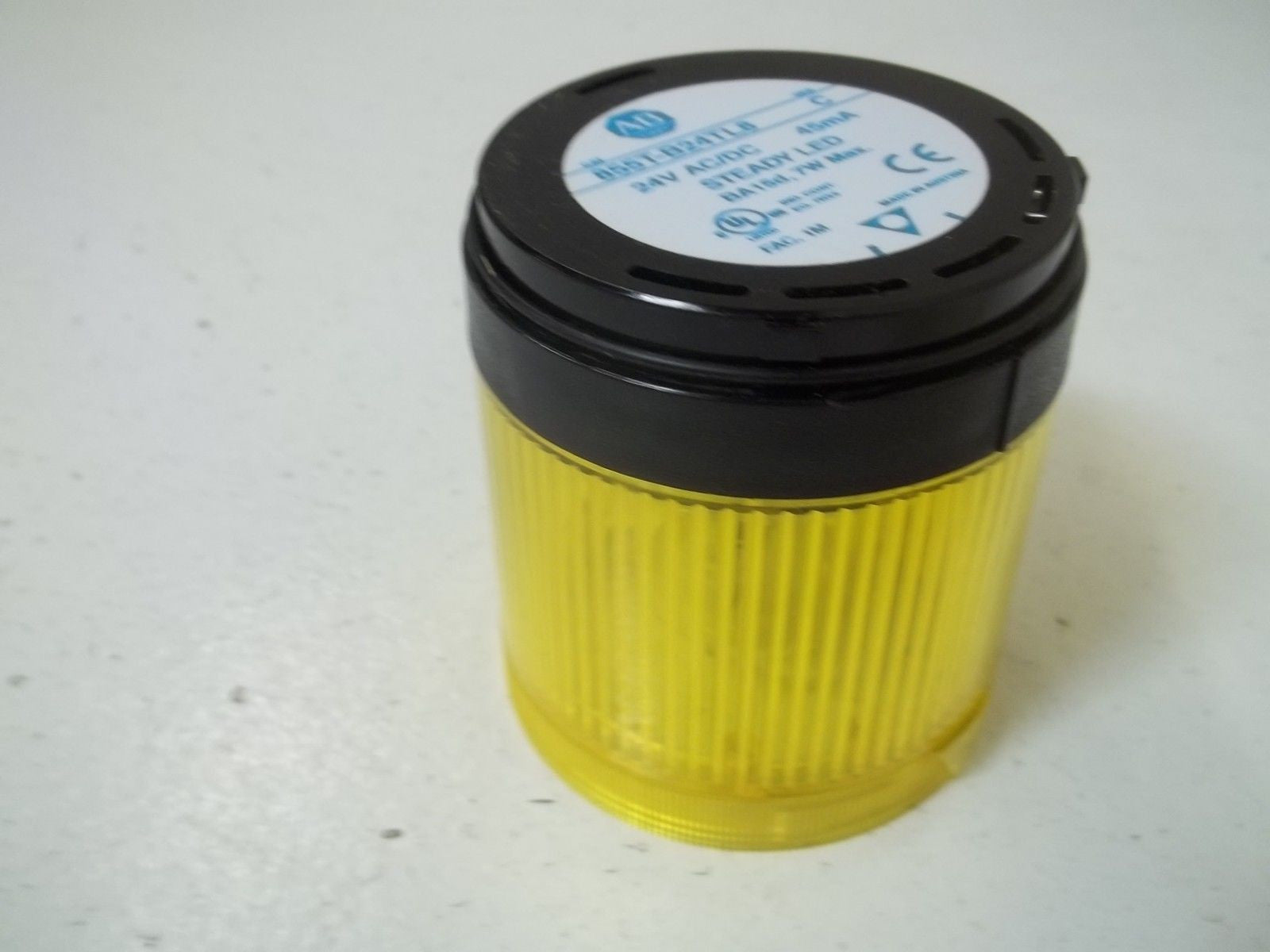 ALLEN BRADLEY 855T-B24TL8 SER.C CONTROL TOWER STACK LIGHT YELLOW *USED*