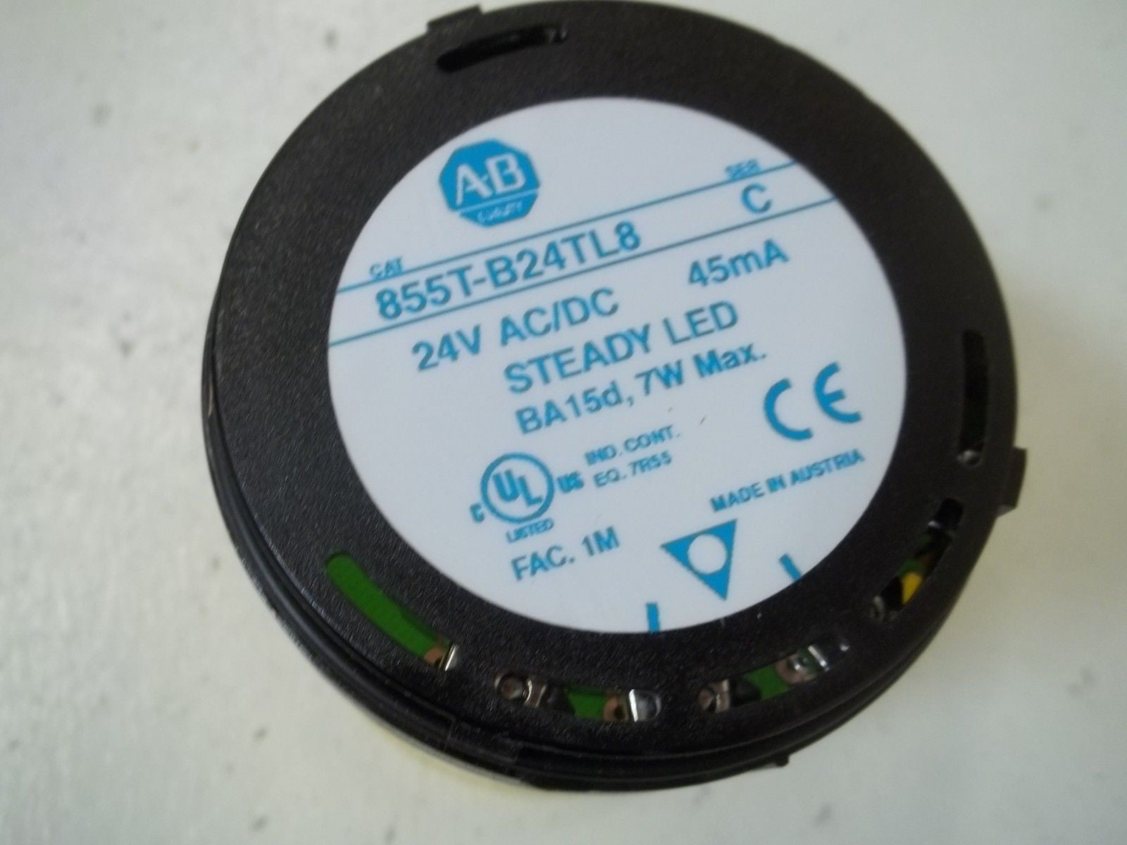 ALLEN BRADLEY 855T-B24TL8 SER.C CONTROL TOWER STACK LIGHT YELLOW *USED*