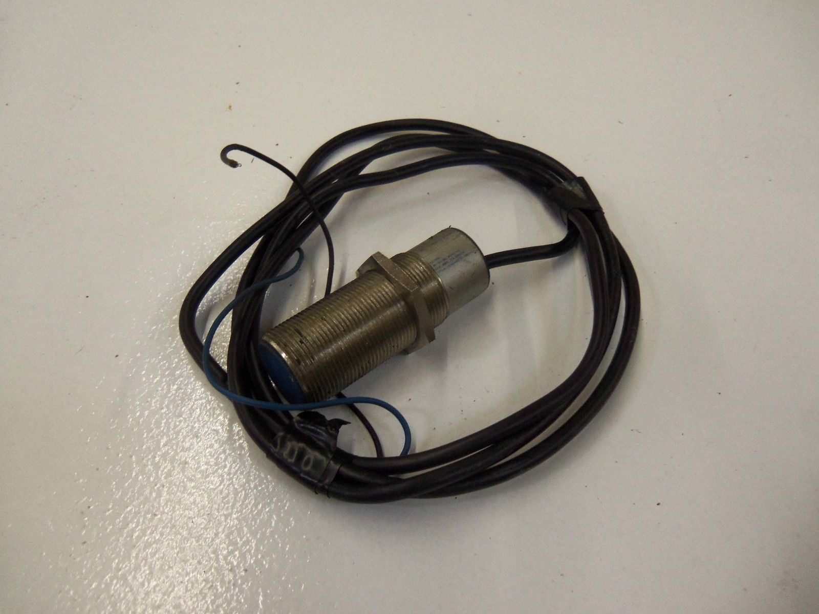 ALLEN BRADLEY 871C-C10A30-16 SERIES A *USED*