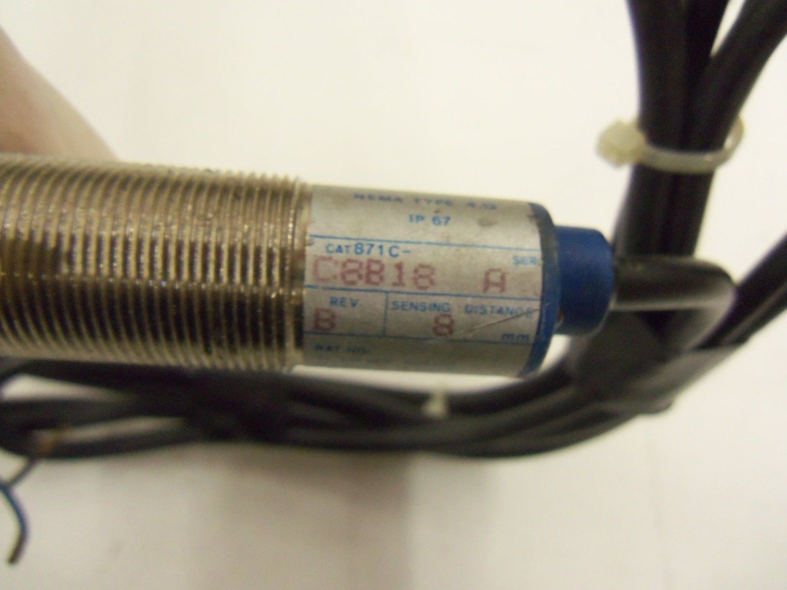ALLEN BRADLEY 871C-C8B18 SERIES A *USED*