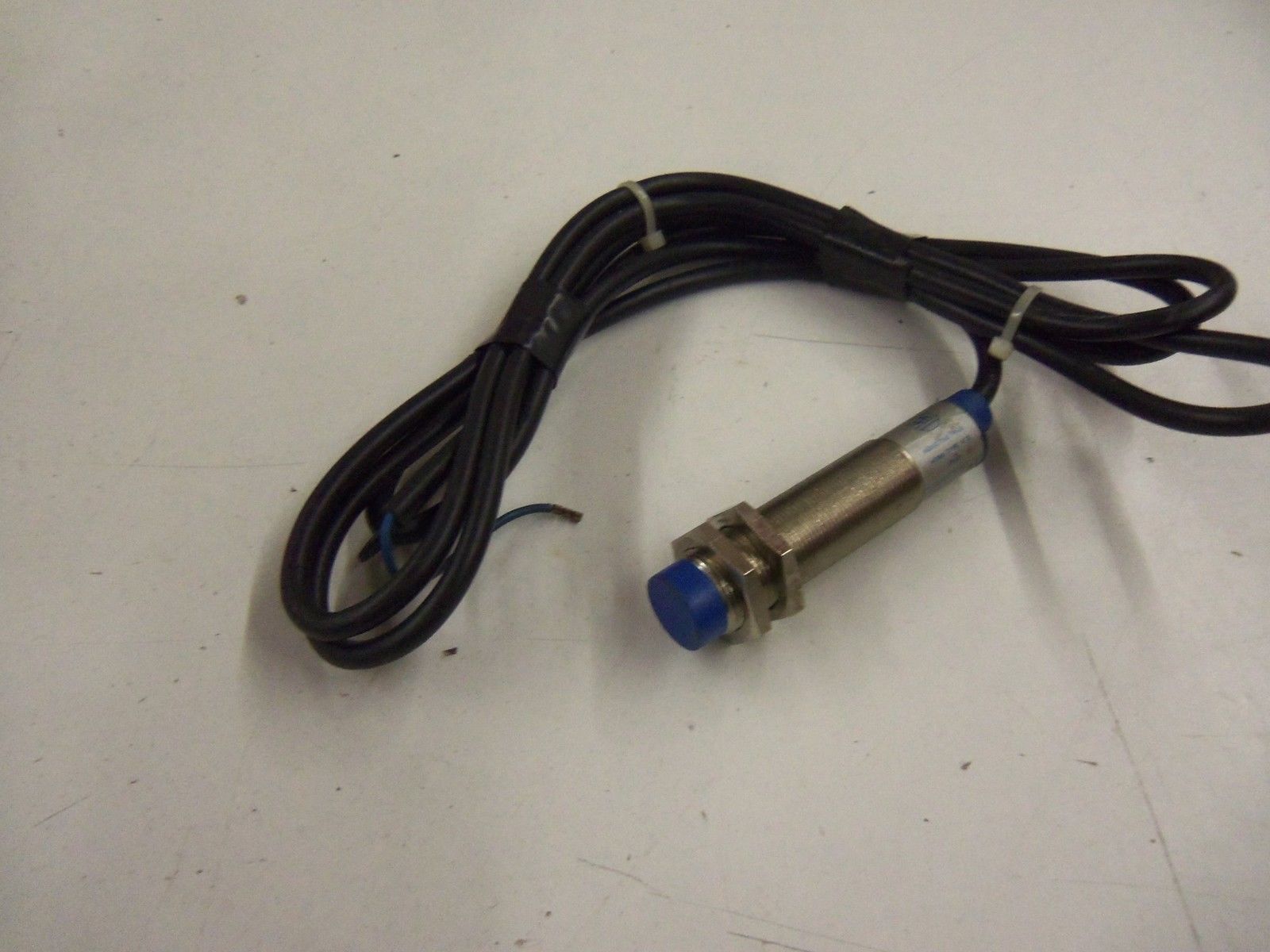 ALLEN BRADLEY 871C-C8B18 SERIES A *USED*