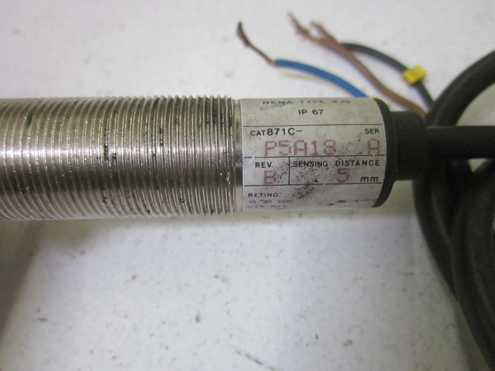 ALLEN BRADLEY 871C-P5A18 SER.A *USED*