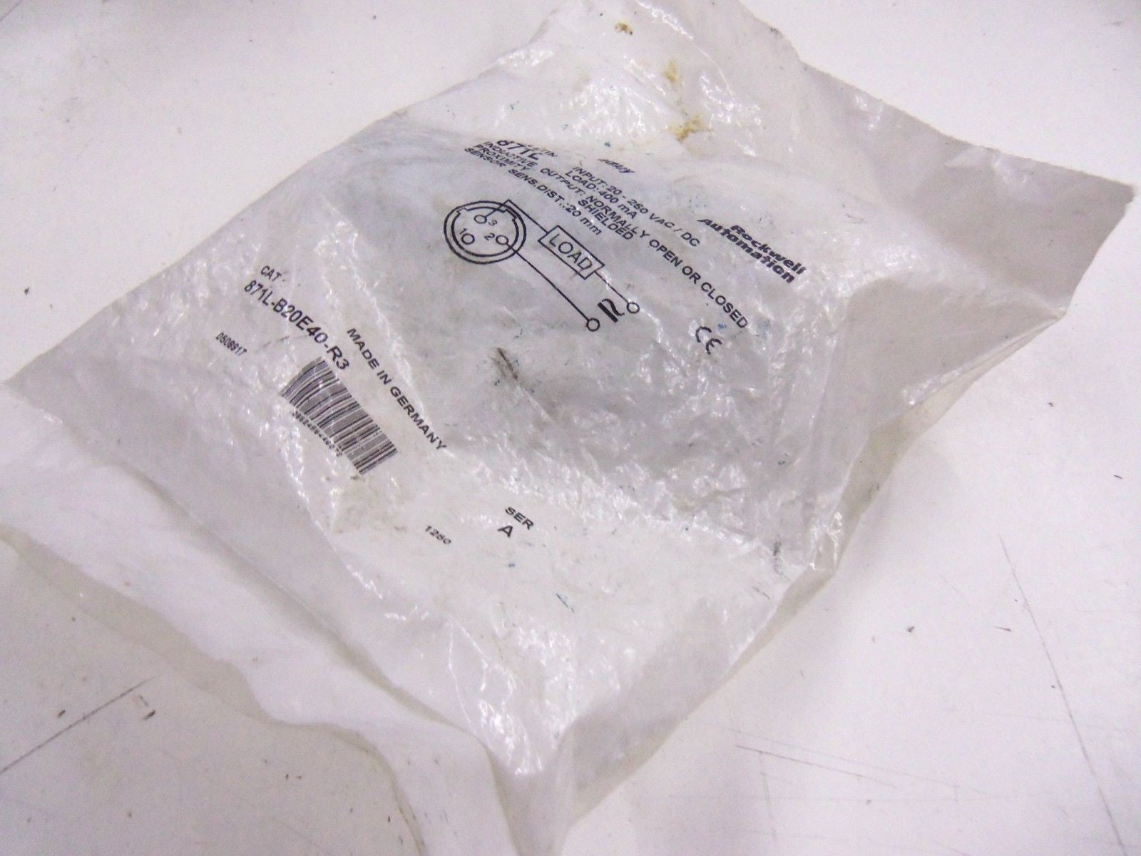 ALLEN BRADLEY 871L-B20E40-R3 SERIES A *NEW IN FACTORY BAG*