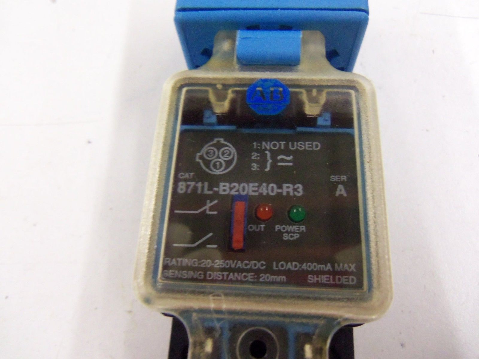 ALLEN BRADLEY 871L-B20E40-R3 SERIES A *NEW NO BOX*