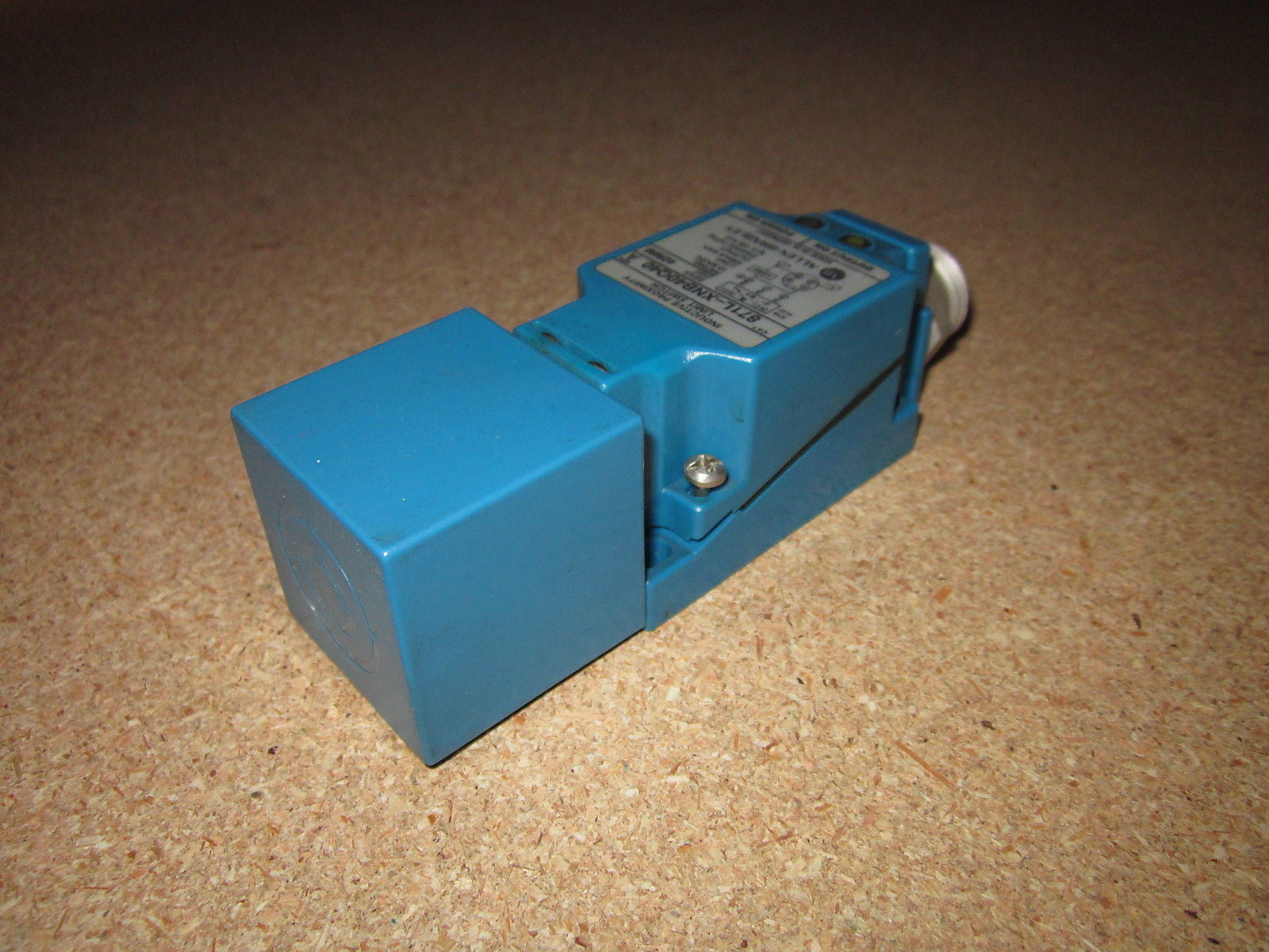 ALLEN BRADLEY 871L-XNB40Q40 SER. A *NEW NO BOX*