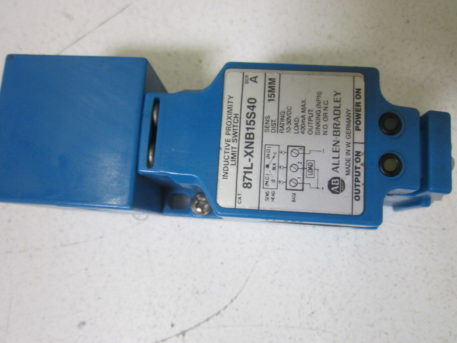 ALLEN BRADLEY 871L-XNB15S40 SER. A INDUCTIVE PROXIMITY LIMIT SWITCH *NEW NO BOX*