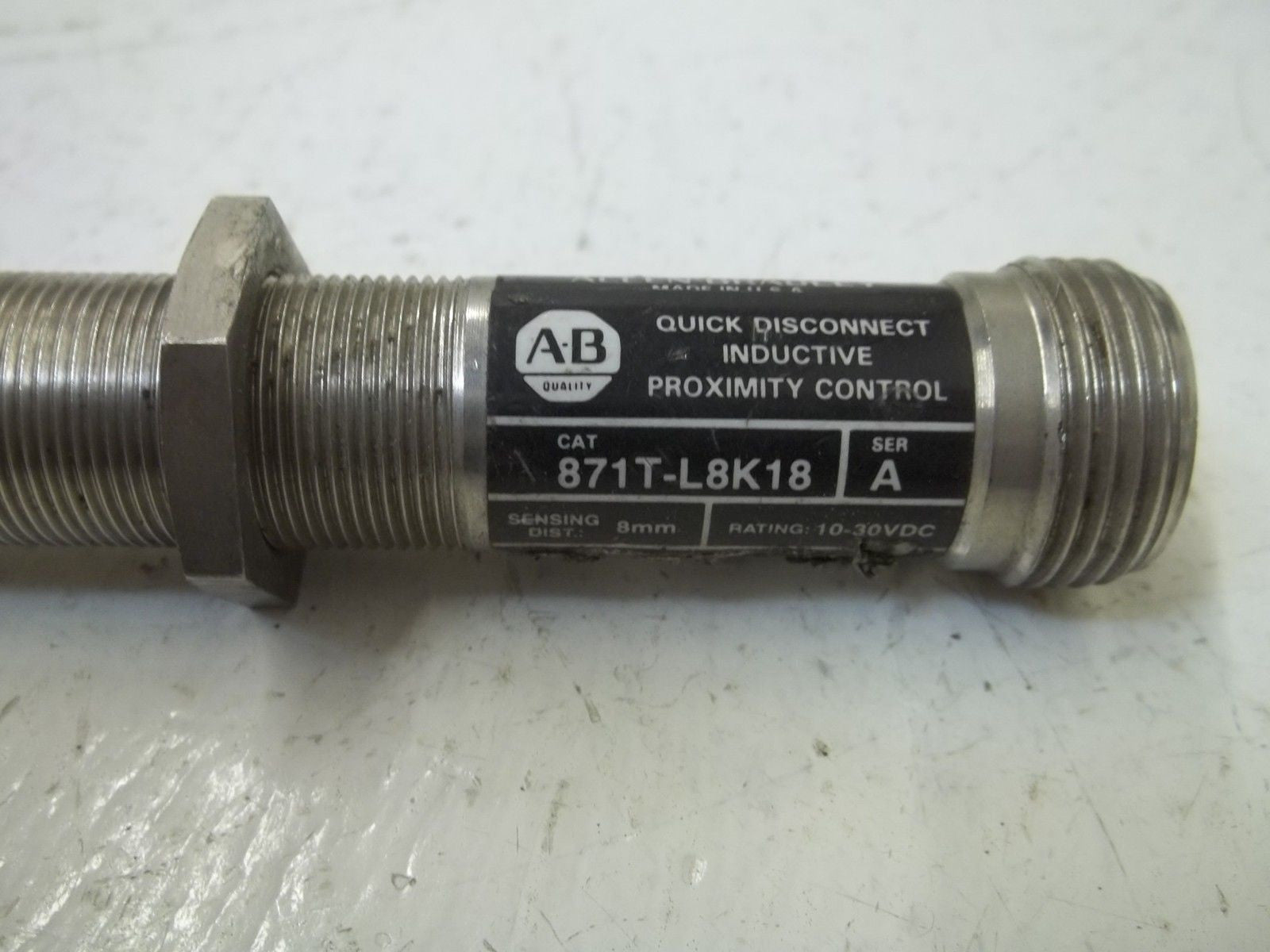ALLEN BRADLEY 871T-L8K18 SER.A *USED*