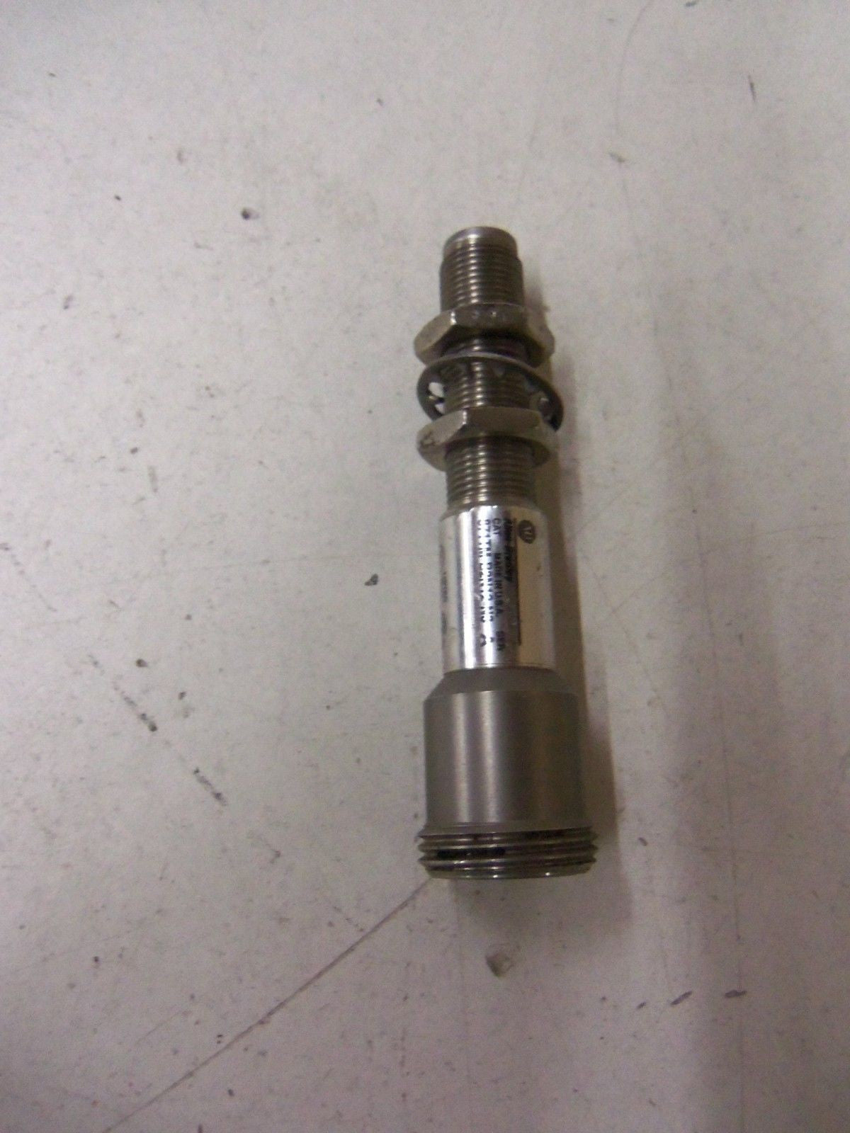 ALLEN BRADLEY 871TM-B2N12-N3  SERIES A *USED*