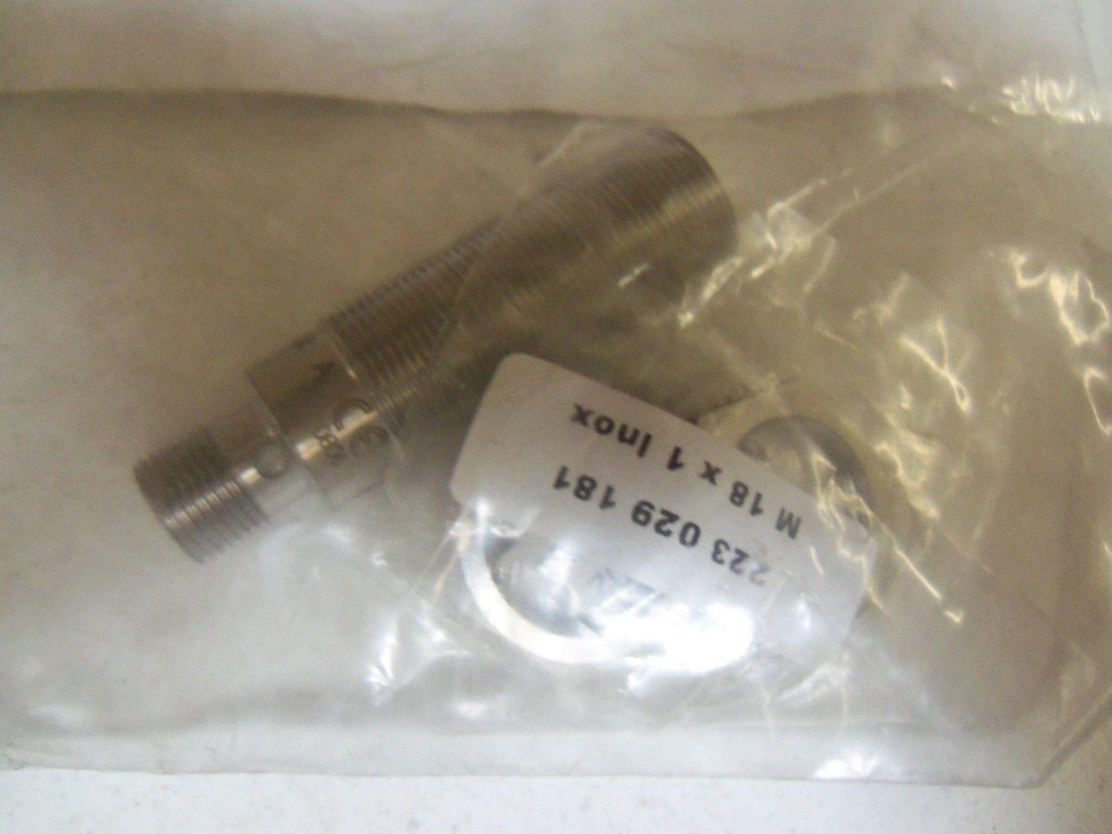 ALLEN BRADLEY 871TM-M10NP18-D4 SERIES A *NEW IN BAG*