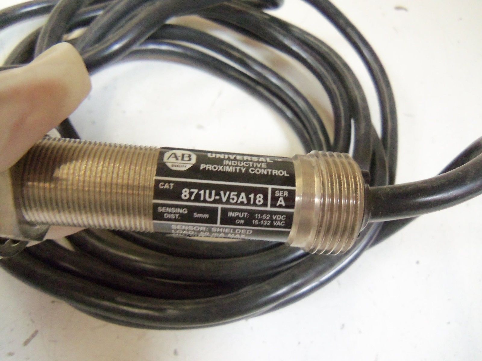 ALLEN BRADLEY 871U-V5A18 SERIES A *NEW NO BOX*