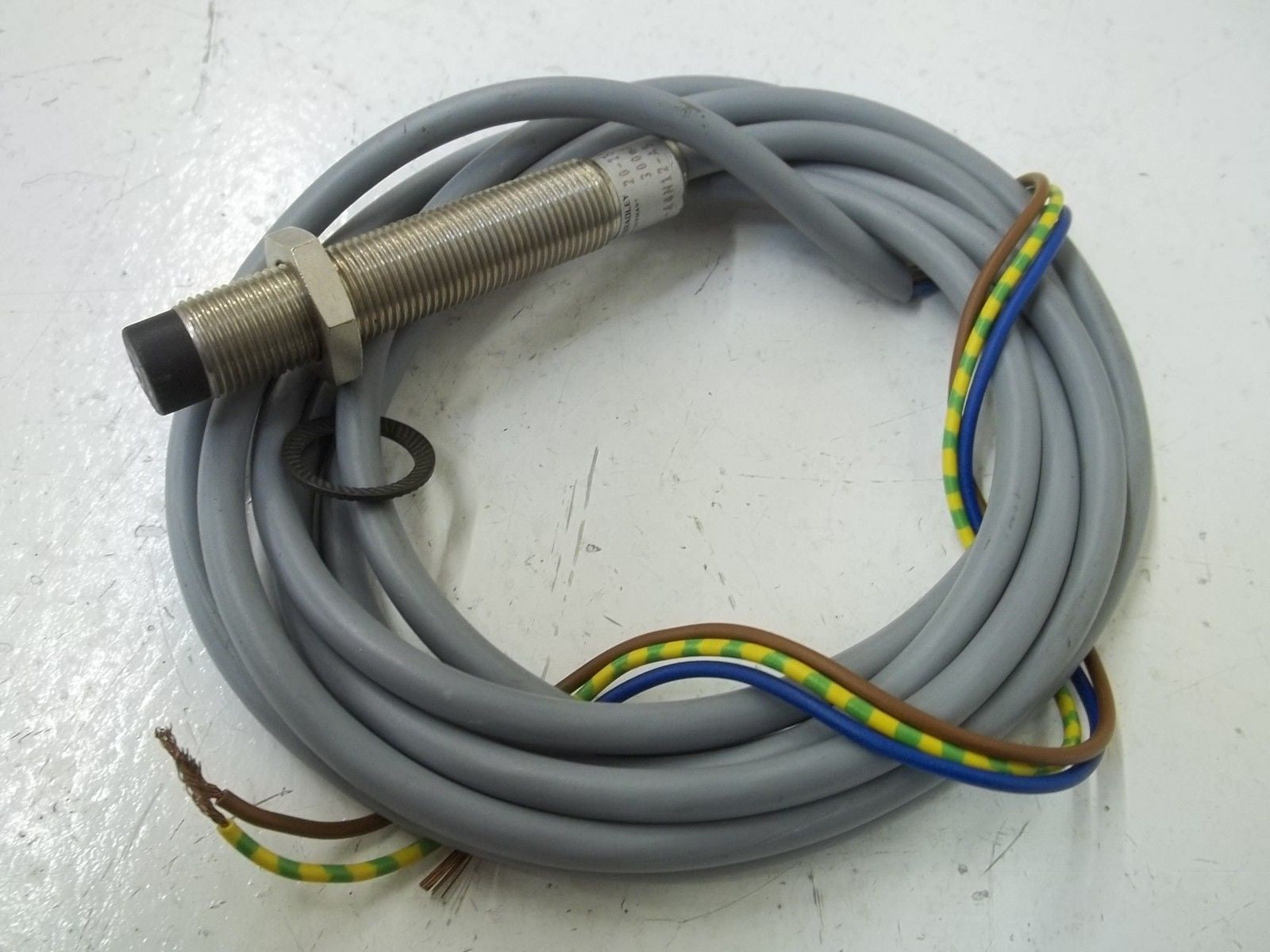 ALLEN BRADLEY 872C-A4N12-A5 SER.A *USED*