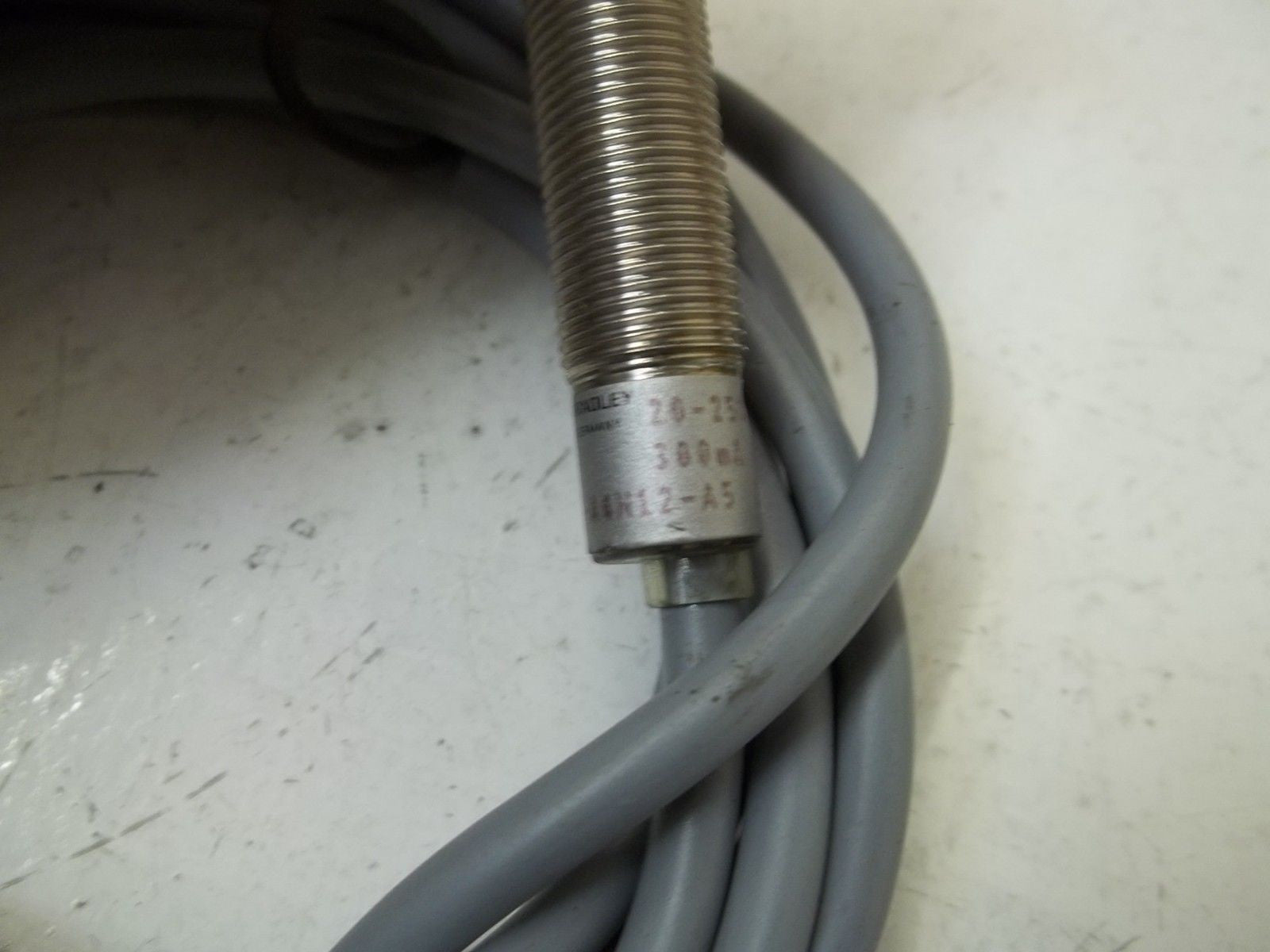 ALLEN BRADLEY 872C-A4N12-A5 SER.A *USED*